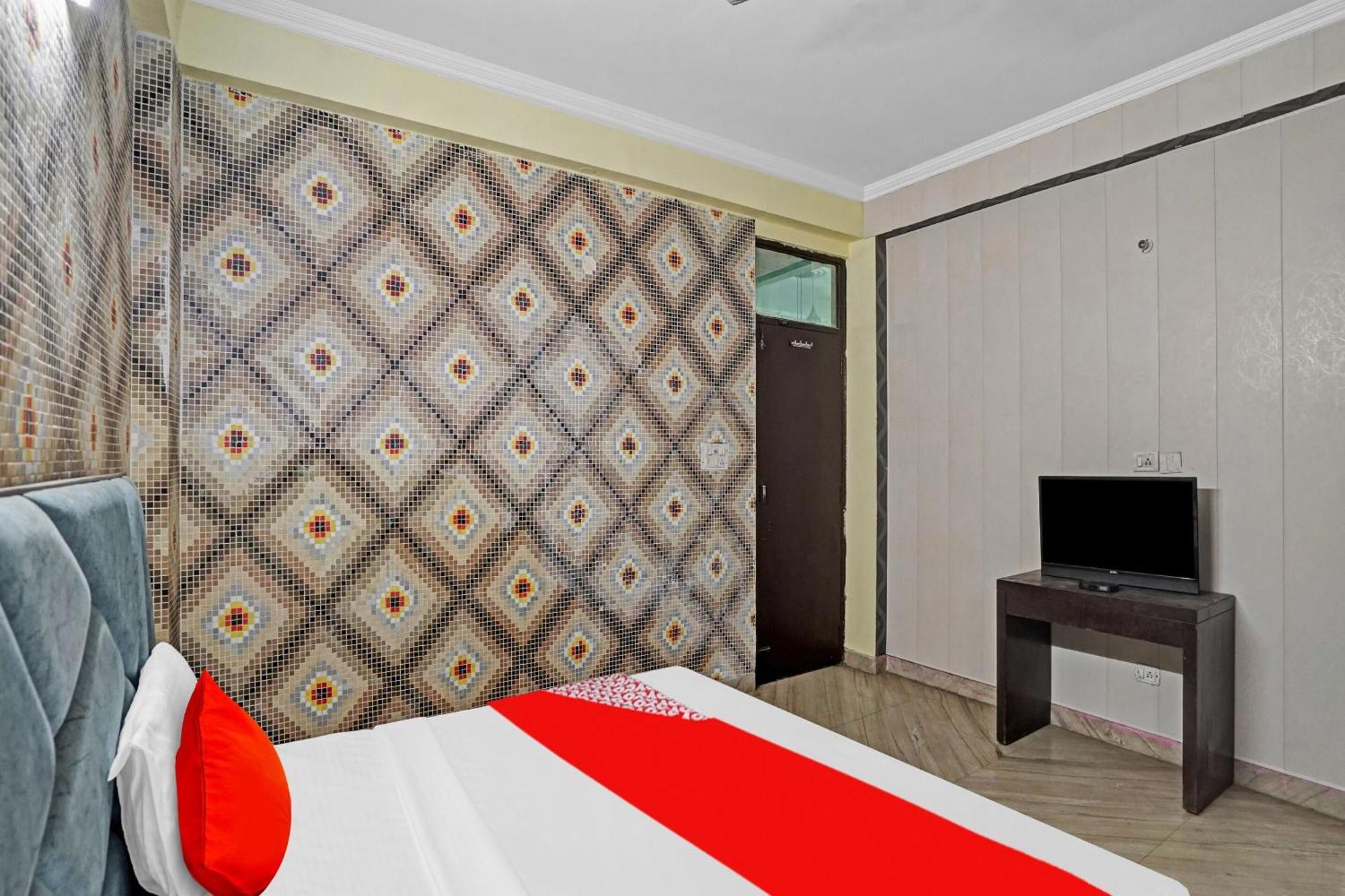 Hotel O Park View โนอิดา ภายนอก รูปภาพ